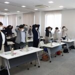 ストレッチを学ぶ参加者